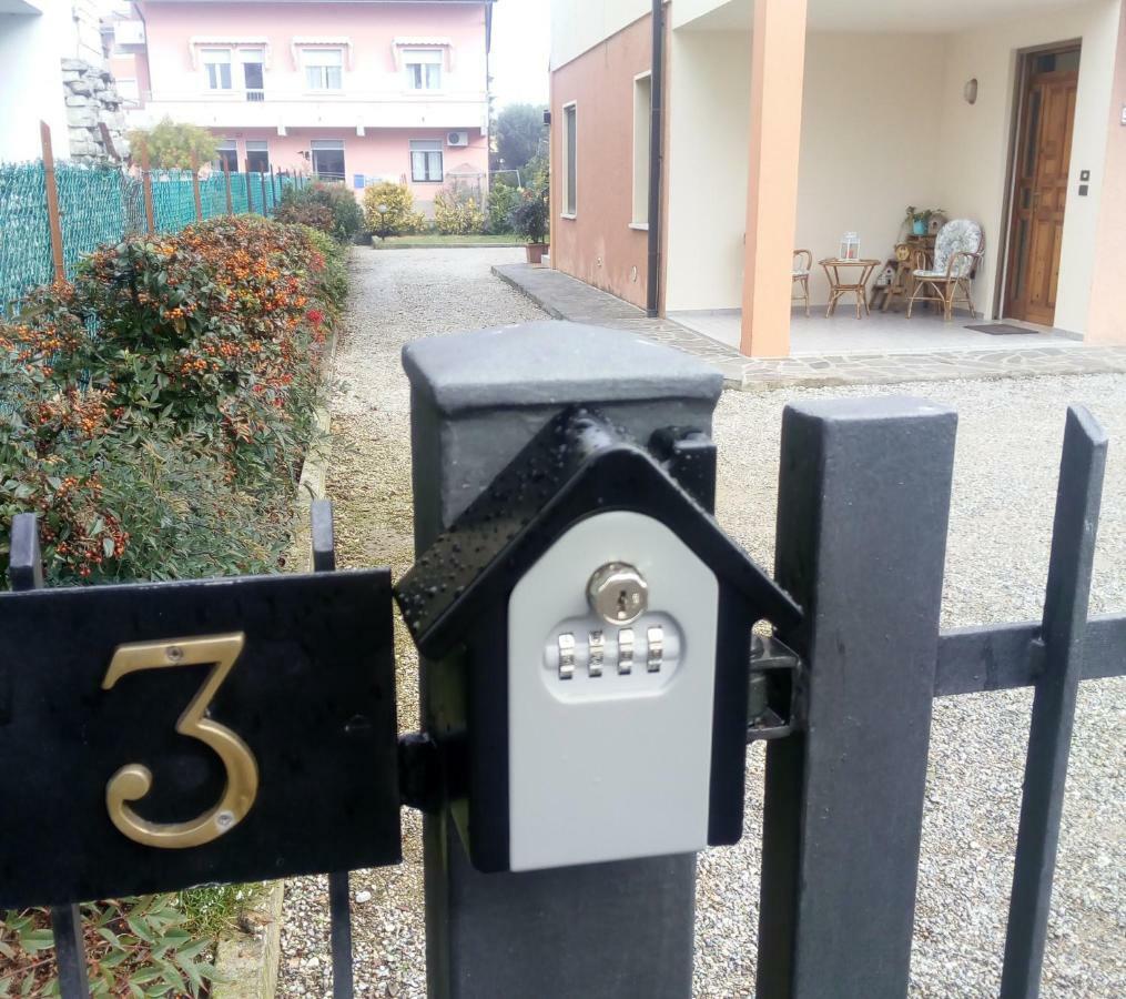 Apartament Casa Marisa Sirmione Zewnętrze zdjęcie